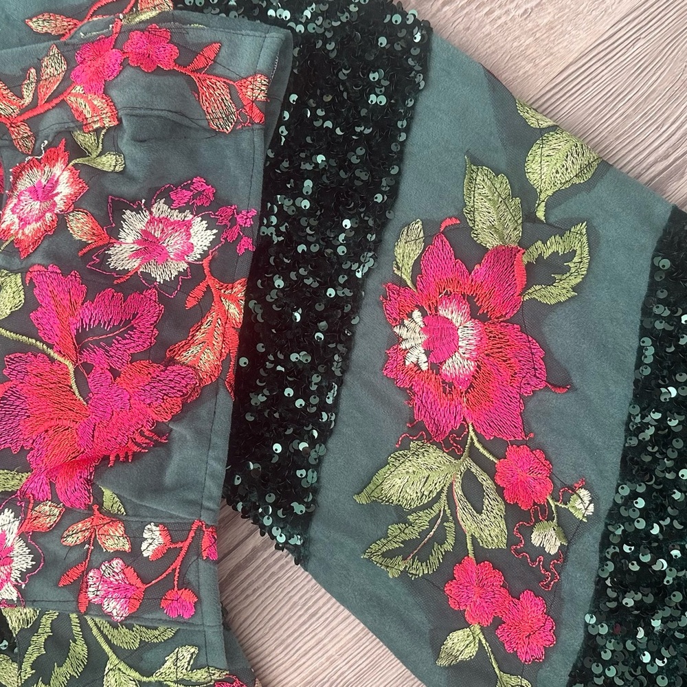 Floral Sequin Two-Piece Set - Picture 4 of 8